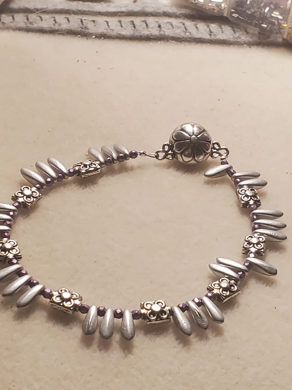 Dagger beaded bracelet